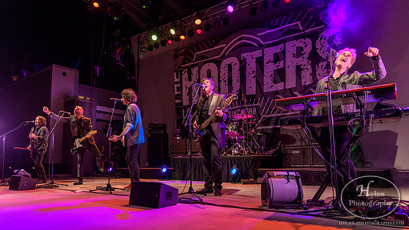 TheHooters-HylanPhotography-LevittPavilion-WLEV-203914.jpg