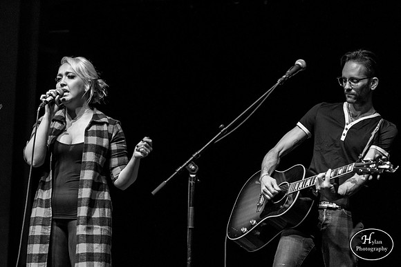 MeghanLinsey-HylanPhotography-MusikfestCafe-CatCountry-210336.jpg