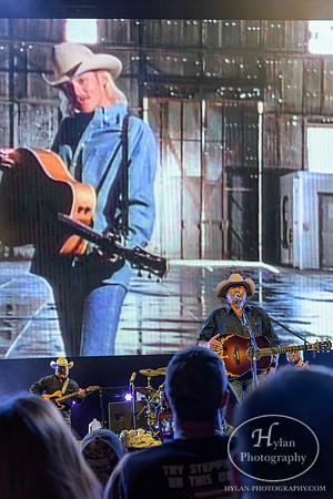 AlanJackson-HylanPhotography-MoheganPa-CatCountry96-205213.jpg