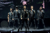 NKOTB-HylanPhotography-PPLCenter-WLEV-4.jpg