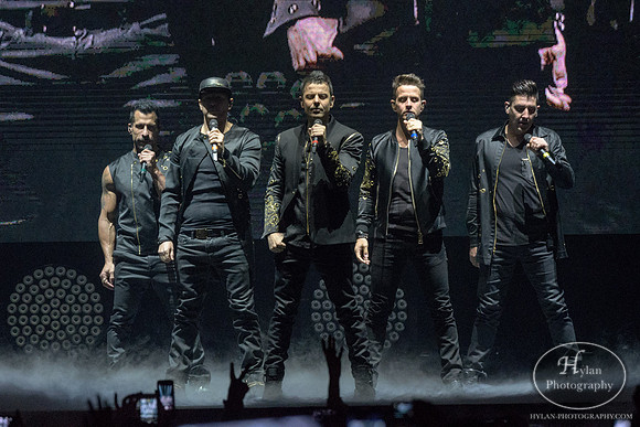 NKOTB-HylanPhotography-PPLCenter-WLEV-4.jpg