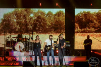 LadyAntebellum-HylanPhotography-Musikfest2016-CatCountry-01-9.jpg