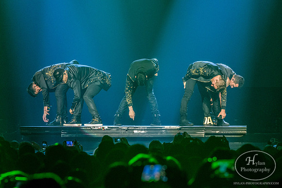 NKOTB-HylanPhotography-PPLCenter-WLEV-212204.jpg