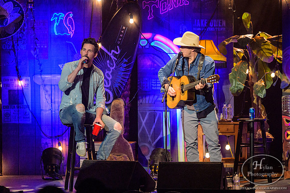 JakeOwen-HylanPhotography-FMKirby-CatCountry96-210223.jpg