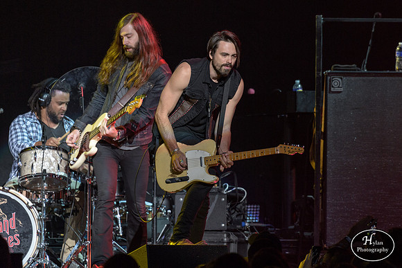 AThousandHorses-HylanPhotography-PPLCenter-CatCountry-193128.jpg