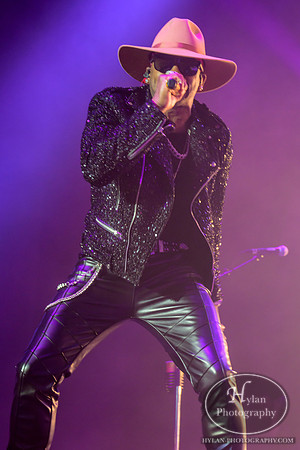 JimmieAllen-WCEC-CatCountry-7976.jpg