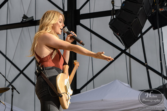 LindsayEll-HylanPhotography-AllentownFair-CatCountry96-190848.jpg
