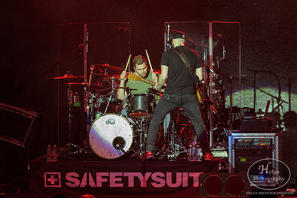 SafetySuit-HylanPhotography-SandsEventCenter-WLEV-01-3.jpg