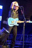 BradPaisley-HylanPhotography-MoheganSunArena-CatCountry-03.jpg