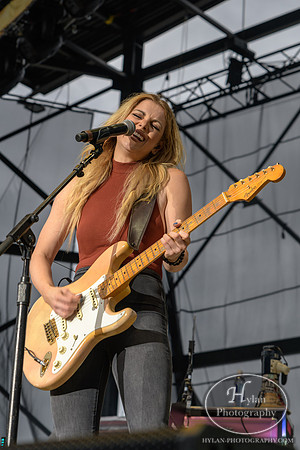 LindsayEll-HylanPhotography-AllentownFair-CatCountry96-191050.jpg
