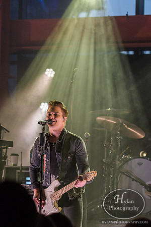 HunterHayes-HylanPhotography-SteelStacks-CatCountry96-203633.jpg