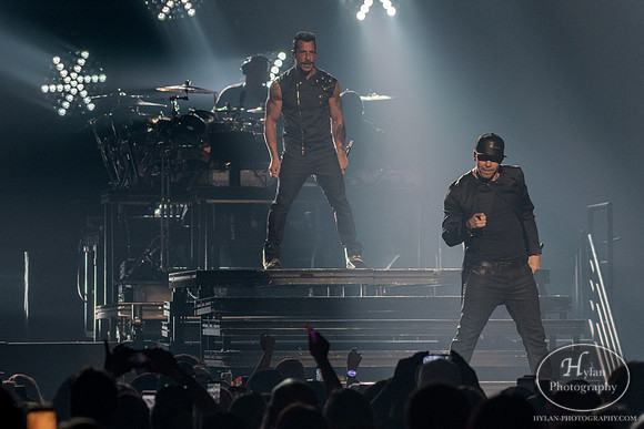 NKOTB-HylanPhotography-PPLCenter-WLEV-212242.jpg