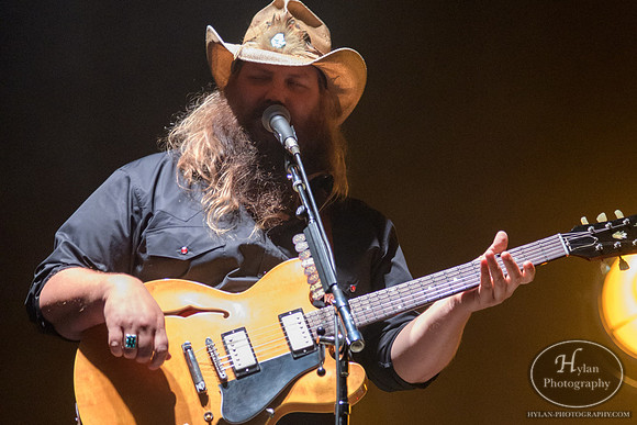 ChrisStapleton-HylanPhotography-AllentownFair2016-CatCountry-202746.jpg