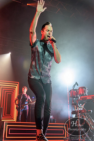 FitzandTheTantrums-HylanPhotography-SandsEventCenter-WLEV-01-3.jpg