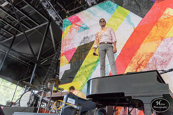 AndrewMcMahon-HylanPhotography-PavilionatMontageMountain-07.jpg