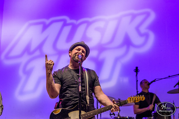 Kristian Bush