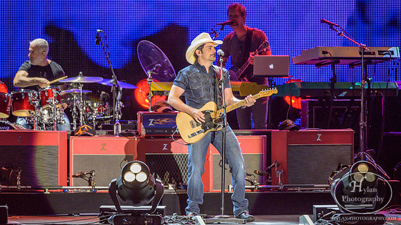 BradPaisley-HylanPhotography-Musikfest2019-WLEV-203411.jpg
