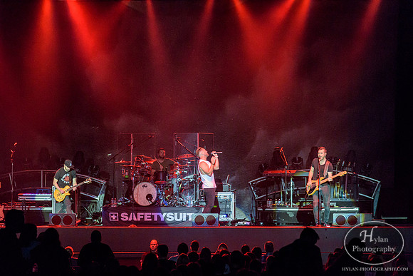 SafetySuit-HylanPhotography-SandsEventCenter-WLEV-01-4.jpg