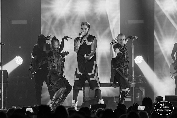 AdamLambert-HylanPhotography-SandsBethlehemEventCenter-WLEV-211912.jpg