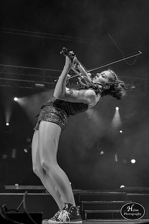 LindseyStirling-HylanPhotography-SantanderArena-03-2.jpg