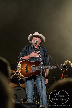 AlanJackson-HylanPhotography-MoheganPa-CatCountry96-204929.jpg