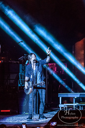 KeithUrban-HylanPhotography-AllentownFair17-CatCountry96-2-2.jpg