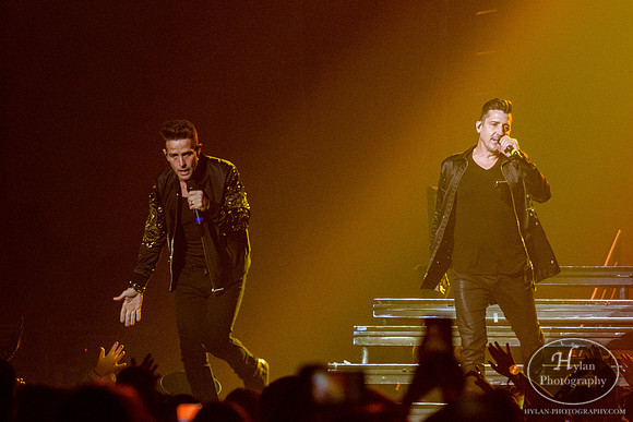 NKOTB-HylanPhotography-PPLCenter-WLEV-212401.jpg
