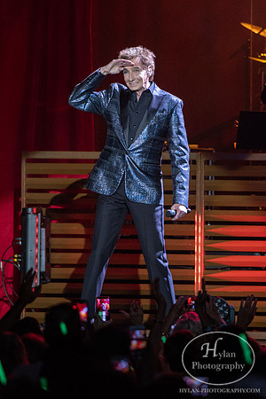 BarryManilow-HylanPhotography-WCEC-WLEV-3.jpg