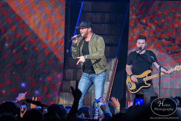 ColeSwindell-HylanPhotography-PPL-CatCountry-212607.jpg
