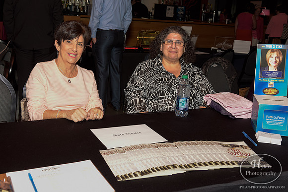 LittlePinkDressParty2016-HylanPhotography-MusikfestCafe-WLEV-183152.jpg