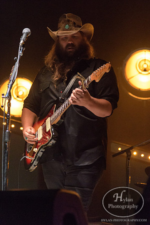 ChrisStapleton-HylanPhotography-AllentownFair2016-CatCountry-01.jpg