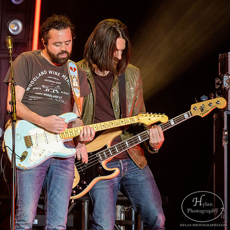 OldDominion-HylanPhotography-SantanderArena-CatCountry-02-4.jpg
