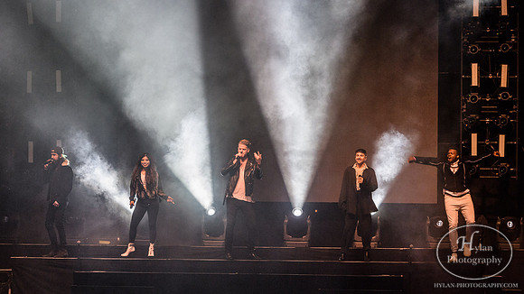 Pentatonix-HylanPhotography-AllentownFair17-CatCountry96-200643.jpg