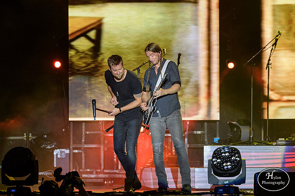 LadyAntebellum-HylanPhotography-Musikfest2016-CatCountry-215306.jpg