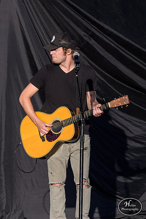 TuckerBeatHard-HylanPhotography-Musikfest2016-CatCountry-190932.jpg