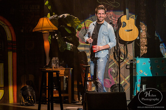 JakeOwen-HylanPhotography-FMKirby-CatCountry96-203619.jpg