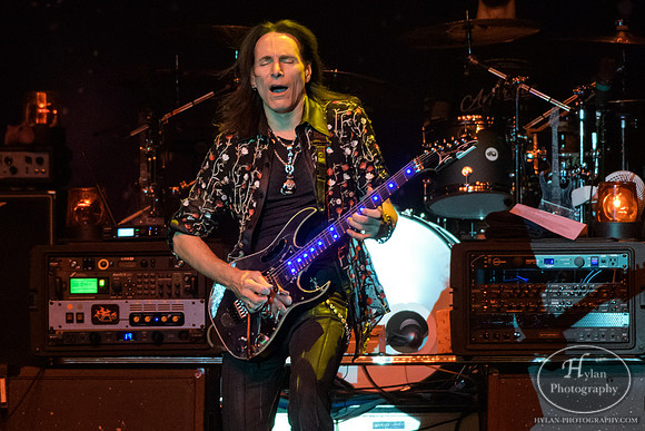 GenerationAxe-HylanPhotography-SandsEventCenter-221759.jpg
