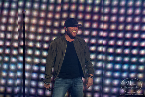 ColeSwindell-HylanPhotography-PPL-CatCountry-2.jpg