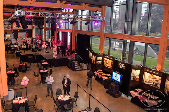 LittlePinkDressParty2016-HylanPhotography-MusikfestCafe-WLEV-172438.jpg