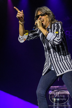 Foreigner-HylanPhotography-SBEC-WLEV-4-2.jpg