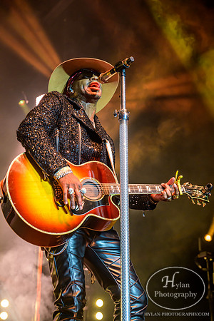 JimmieAllen-WCEC-CatCountry-8099.jpg