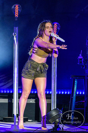 MarenMorris-HylanPhotography-AF2018-CatCountry-2-2.jpg