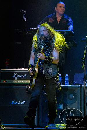 GenerationAxe-HylanPhotography-SandsEventCenter-212342.jpg