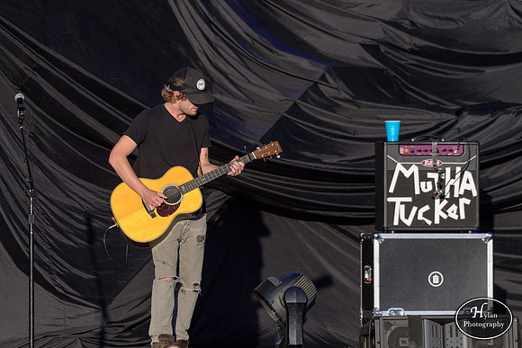 TuckerBeatHard-HylanPhotography-Musikfest2016-CatCountry-191244.jpg