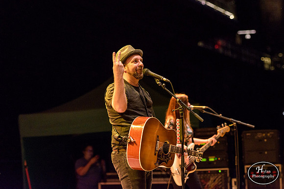Kristian Bush