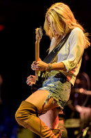 LindsayEll-HylanPhotography-MoheganSunArena-CatCountry-01-7.jpg