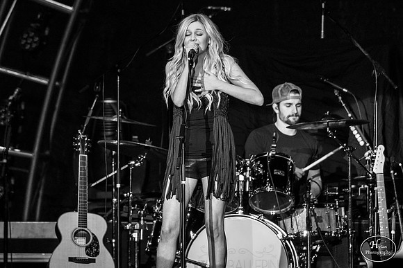 Kelsea Ballerini