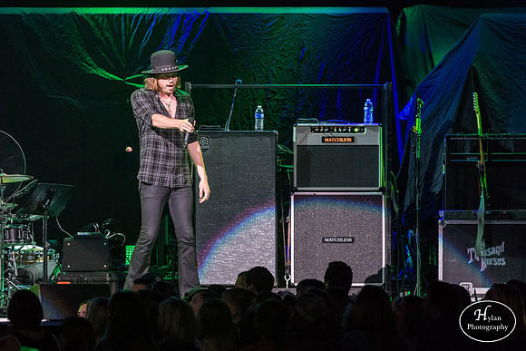 AThousandHorses-HylanPhotography-PPLCenter-CatCountry-02-2.jpg