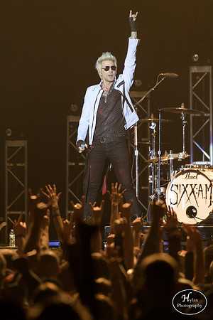 Sixx-A.M.-HylanPhotography-SandsBethlehemEventCenter--18.jpg