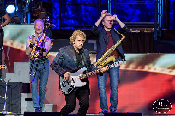Chicago-EarthWind&Fire-HylanPhotography-PPLCenter-WLEV-200237.jpg